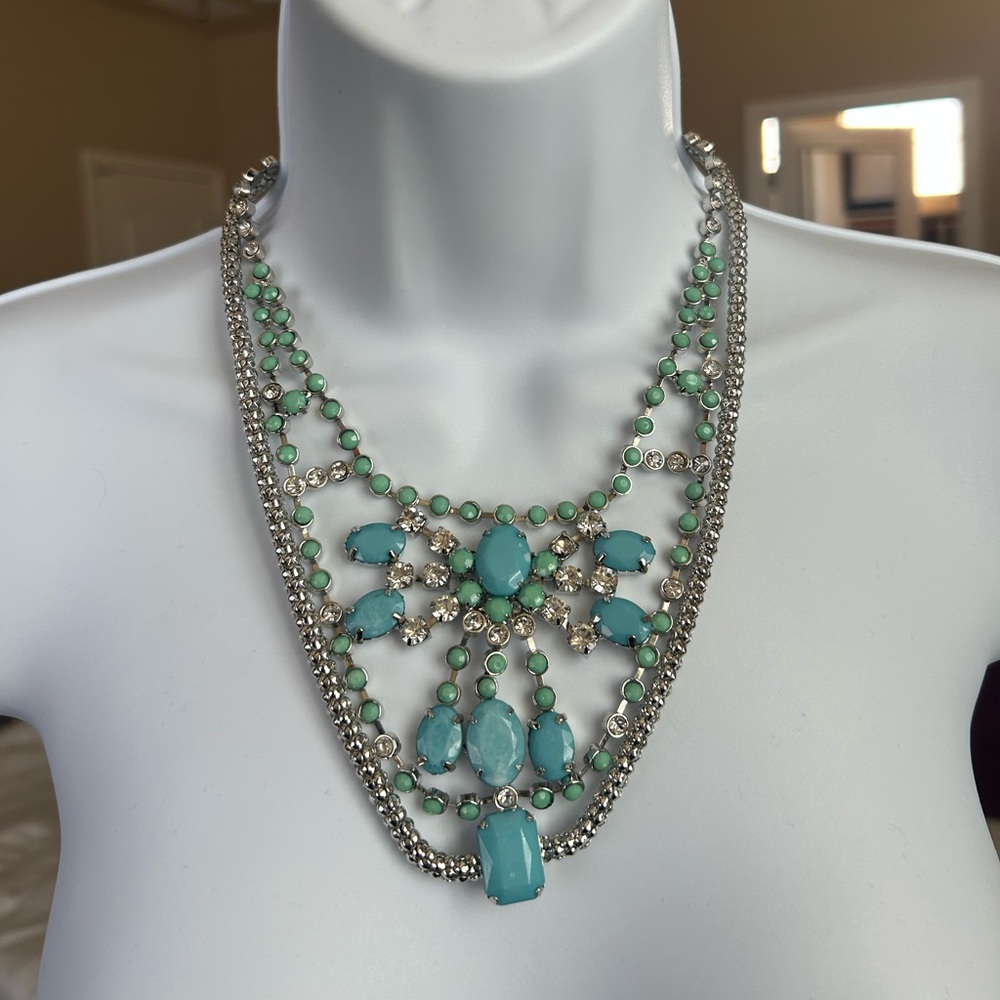 Elegant Silver and Turquoise Statement Necklace